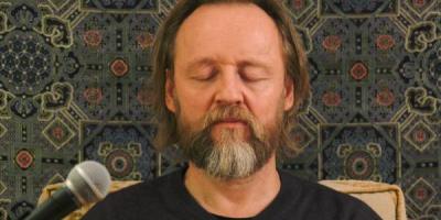 OM meditating